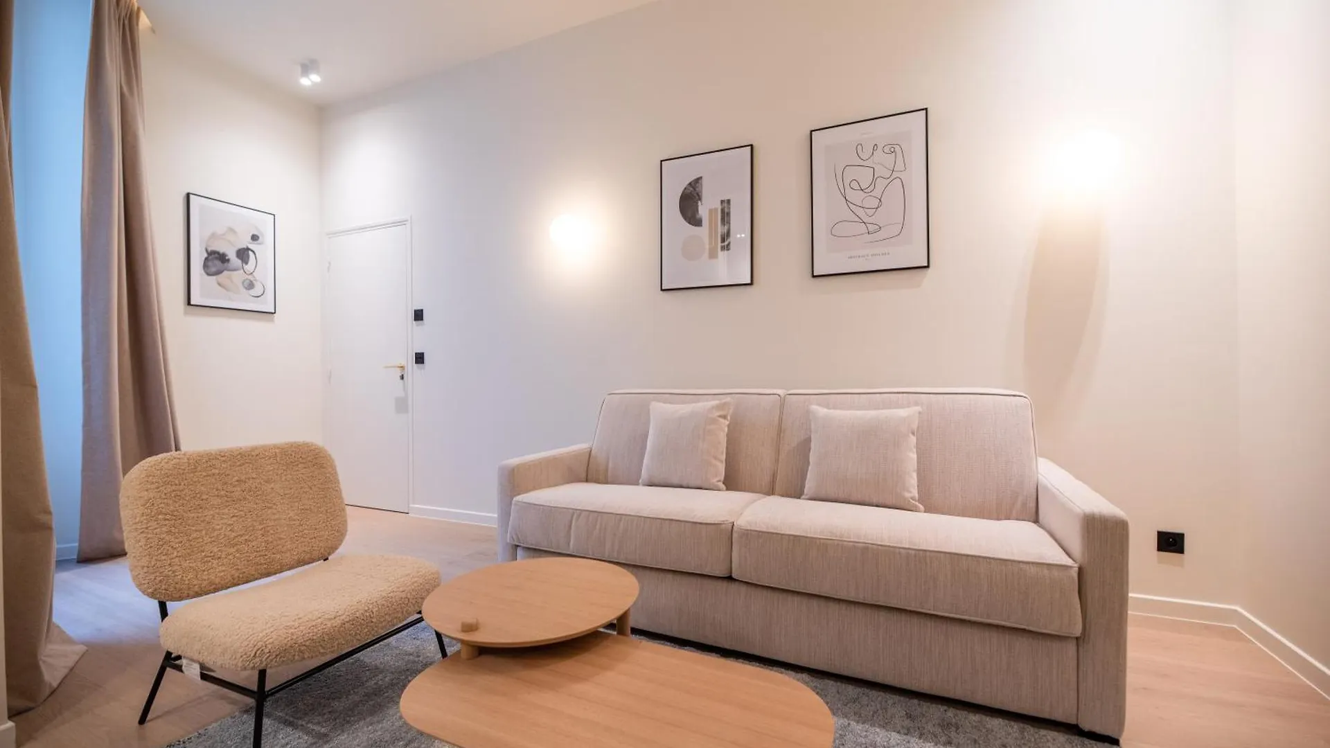 Cia - Opera Apartamento Paris